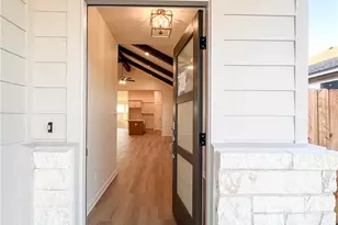 114 Raindance Ct, Victoria, TX 77904 - Photo 8