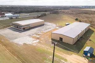 13955 US Hwy 77, Victoria, TX 77904 - Photo 1