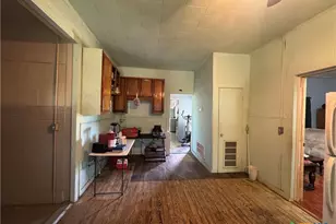 400 Grimes St, Cuero, TX 77954 - Photo 8