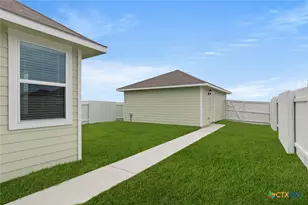 3013 Winding Creek Rd, Kyle, TX 78640 - Photo 32