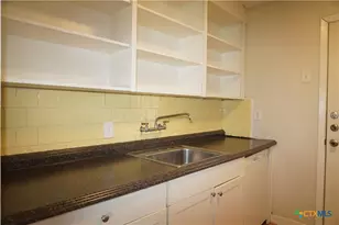 1006-1008 Haynes St, San Marcos, TX 78666 - Photo 4
