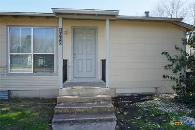 1006/1008 Haynes Street #7, San Marcos, TX 78666 - Photo 2