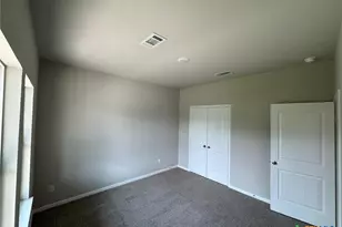 607 W Bayshore Dr, Palacios, TX 77465 - Photo 12