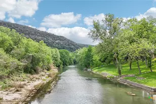 1890 Ponderosa Dr, New Braunfels, TX 78132 - Photo 2