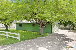 1890 Ponderosa Dr, New Braunfels, TX 78132 - Photo 34