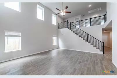 1240 Sweden, Seguin, TX 78155 - Photo 6