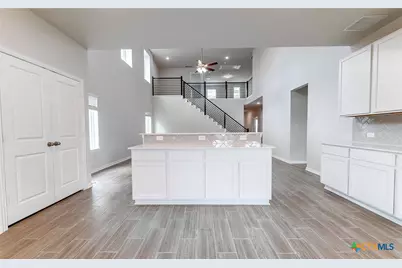 1240 Sweden, Seguin, TX 78155 - Photo 12