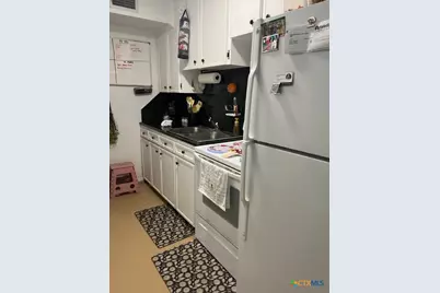 509 North Street, Yoakum, TX 77995 - Photo 4