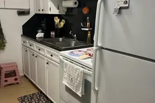 509 North St, Yoakum, TX 77995 - Photo 4