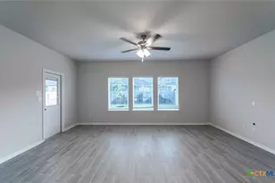 1232 Sweden, Seguin, TX 78155 - Photo 10