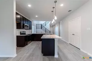 1232 Sweden, Seguin, TX 78155 - Photo 8