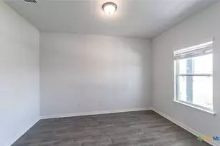 1216 Sweden, Seguin, TX 78155 - Photo 2