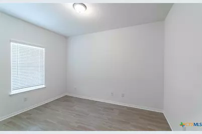 1225 Agnus Grove, Seguin, TX 78155 - Photo 2