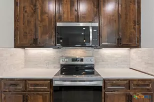 1621 Cedar River Ln, Temple, TX 76502 - Photo 8