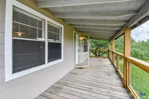 1551 Bayview Dr, Palacios, TX 77465 - Photo 10