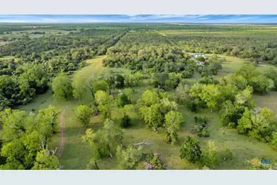 000 San Antonio River Road, Victoria, TX 77905 - Photo 16