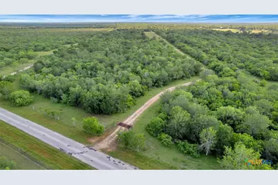 000 San Antonio River Road, Victoria, TX 77905 - Photo 42