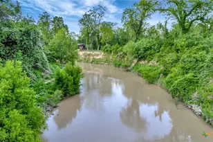 000 San Antonio River Rd, Victoria, TX 77905 - Photo 2