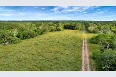 000 San Antonio River Road, Victoria, TX 77905 - Photo 12