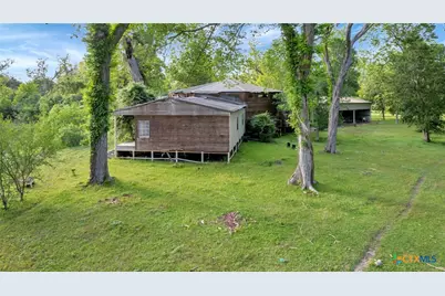 000 San Antonio River Road, Victoria, TX 77905 - Photo 10