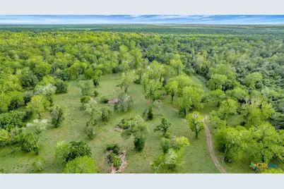 000 San Antonio River Road, Victoria, TX 77905 - Photo 18