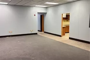 1012 Schriewer, Seguin, TX 78155 - Photo 4