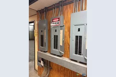 1012 Schriewer, Seguin, TX 78155 - Photo 16