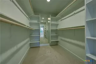 701 S Hudson St, Flatonia, TX 78941 - Photo 10