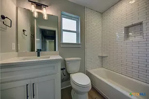 701 S Hudson St, Flatonia, TX 78941 - Photo 16