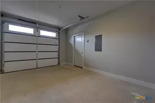 701 S Hudson St, Flatonia, TX 78941 - Photo 18