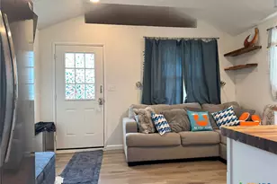 1008 W Dallas Ave, Seadrift, TX 77983 - Photo 28