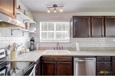 104 Matthews Circle, Liberty Hill, TX 78642 - Photo 8