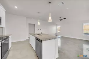 1154 LEXINGTON Dr, Copperas Cove, TX 76522 - Photo 4