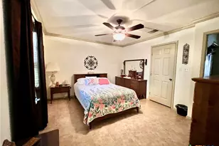 529 Guerra Ln, Gonzales, TX 78629 - Photo 16