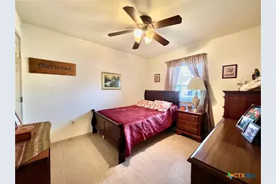 529 Guerra Lane, Gonzales, TX 78629 - Photo 14