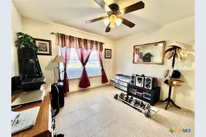 529 Guerra Lane, Gonzales, TX 78629 - Photo 12