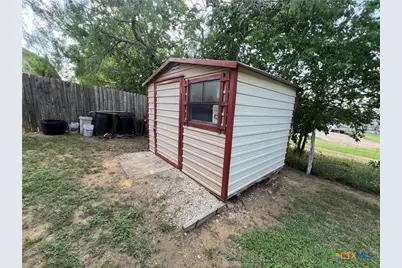 529 Guerra Lane, Gonzales, TX 78629 - Photo 24