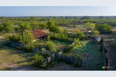 8440 State Highway 239, Goliad, TX 77963 - Photo 38