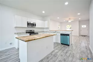 1234 Clearcreek Dr, Canyon Lake, TX 78133 - Photo 22