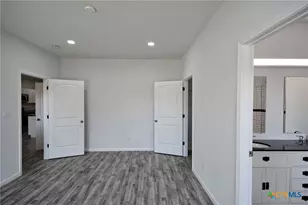 1234 Clearcreek Dr, Canyon Lake, TX 78133 - Photo 32