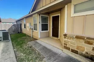 235 Hay Barn St, San Marcos, TX 78666 - Photo 2