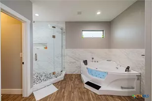 200 Wood Cove, Georgetown, TX 78633 - Photo 18