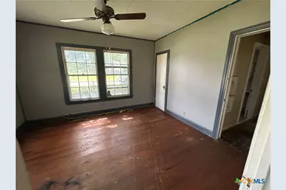 1511 E Constitution Street, Victoria, TX 77901 - Photo 16