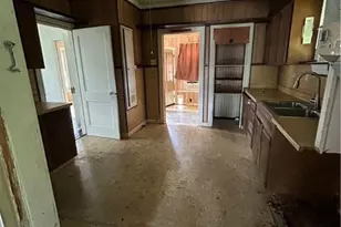 1511 E Constitution St, Victoria, TX 77901 - Photo 22