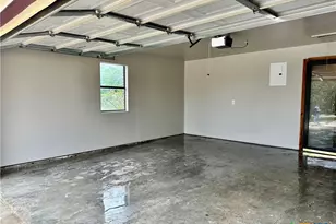 677 County Rd 3081, Lampasas, TX 76550 - Photo 10