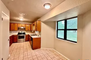 677 County Rd 3081, Lampasas, TX 76550 - Photo 12