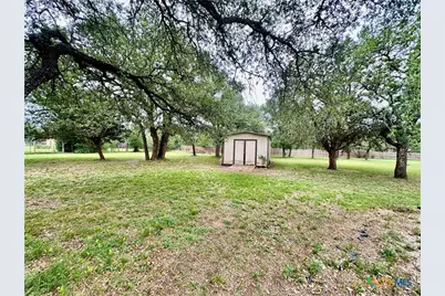 677 County Road 3081, Lampasas, TX 76550 - Photo 8