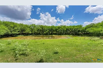 209 Fm 1344, Floresville, TX 78114 - Photo 32