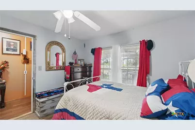 15521 E Highway 90, Kingsbury, TX 78638 - Photo 20