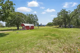 15521 E Hwy 90, Kingsbury, TX 78638 - Photo 46
